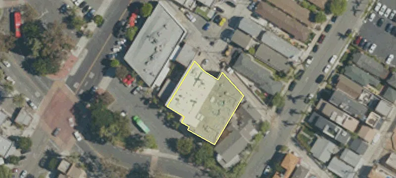 911 Electric Ave