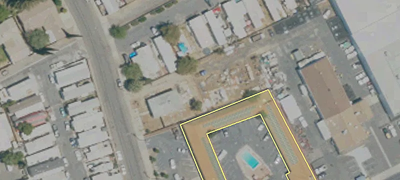 139 8th Ave