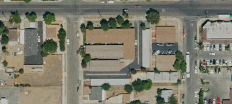 211 Latham Ave