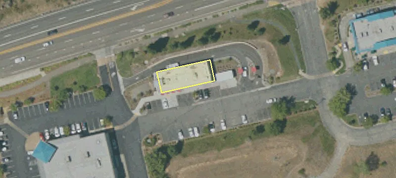 135 Lk Blvd