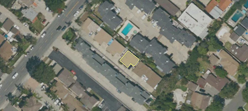 2658 Santa Ana Ave
