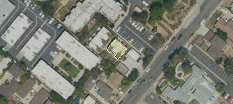 2027 Orange Ave