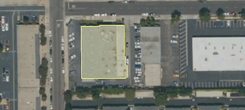1395 Logan Ave