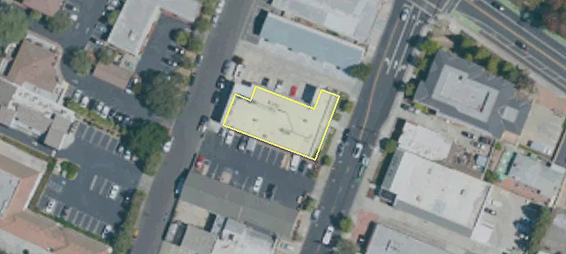 649 University Ave