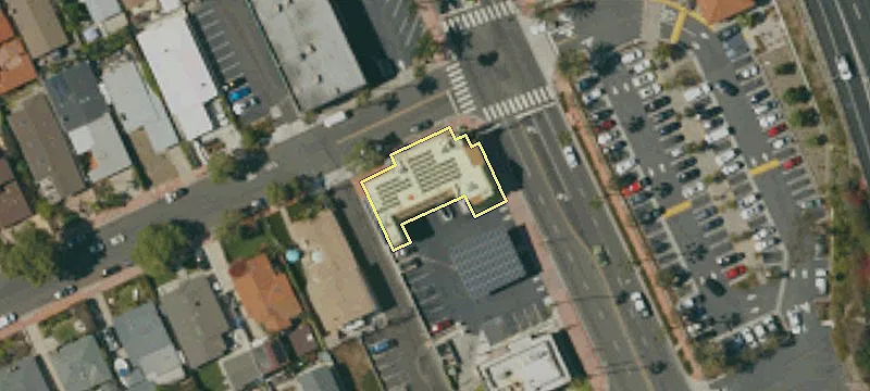 910 El Camino Real