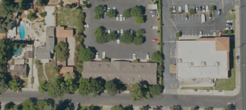 200 Roseburg Ave
