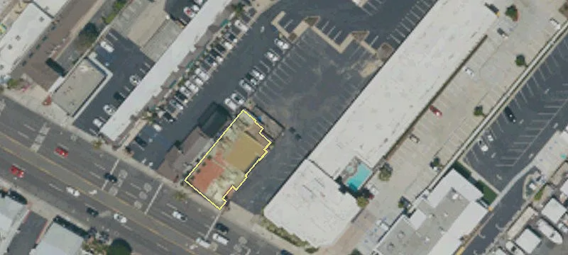 2332 Coast Hwy
