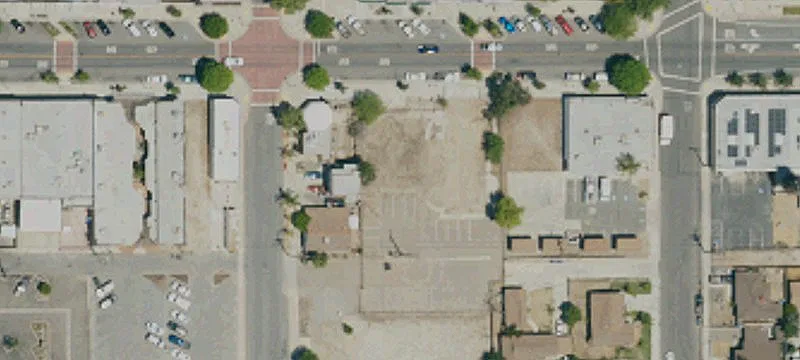 595 San Jacinto Ave