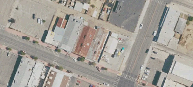 606 Ctr St