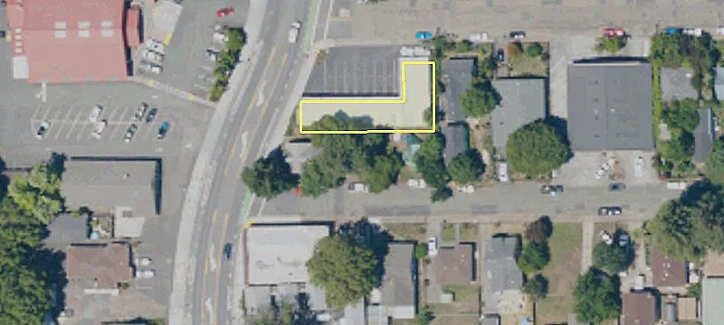 557 Main St