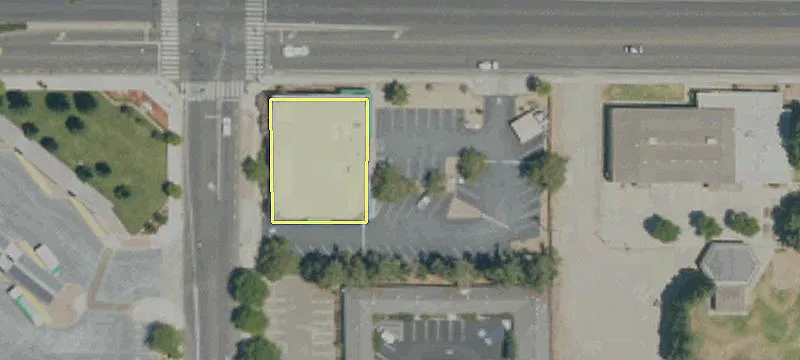 700 Hawkeye Ave
