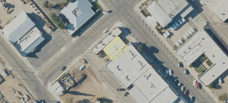 2057 High St