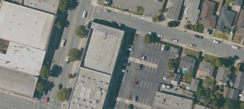 925 Main St