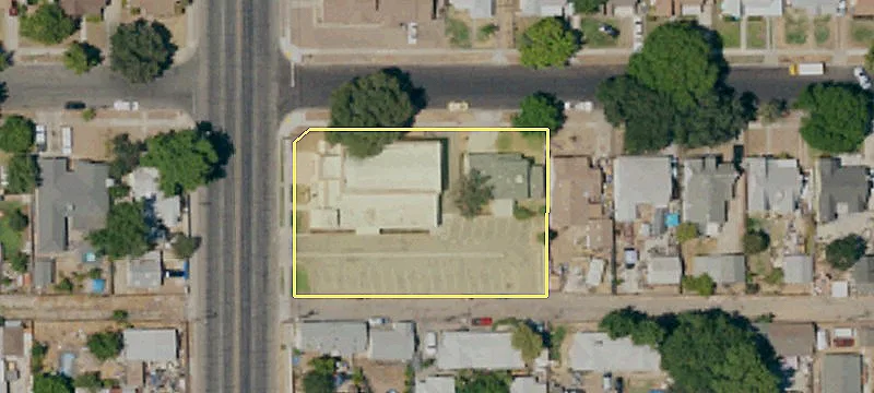 398 Maple Ave