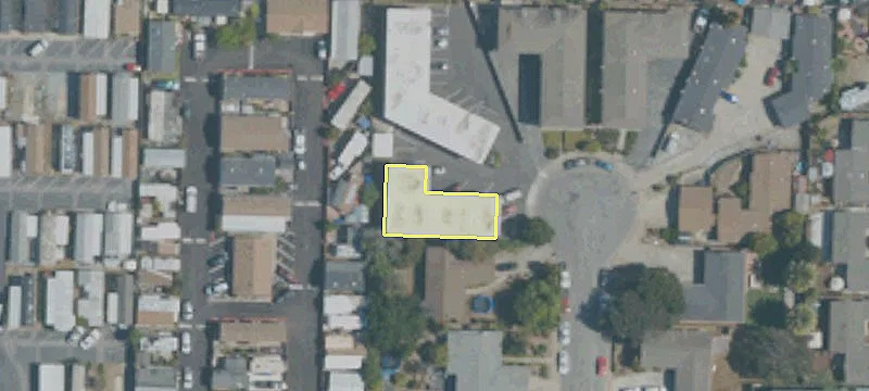 1131 Carson St