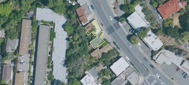 729 Sir Francis Drake Blvd