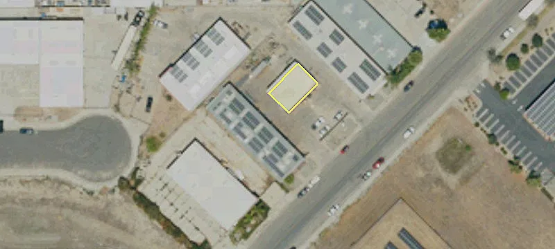 586 Grand Ave