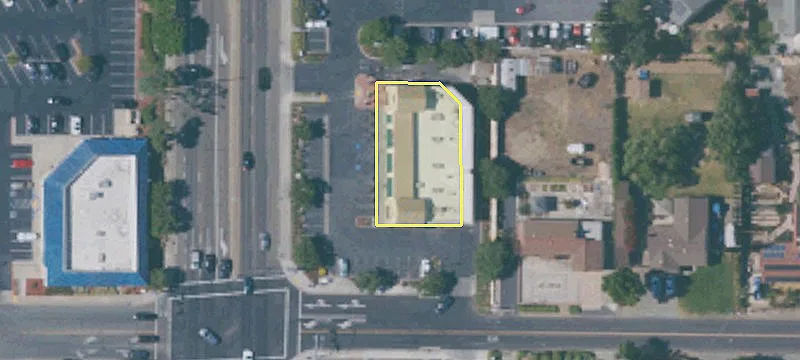 2190 Main St