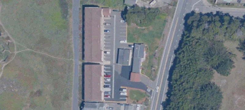 1141 Main St