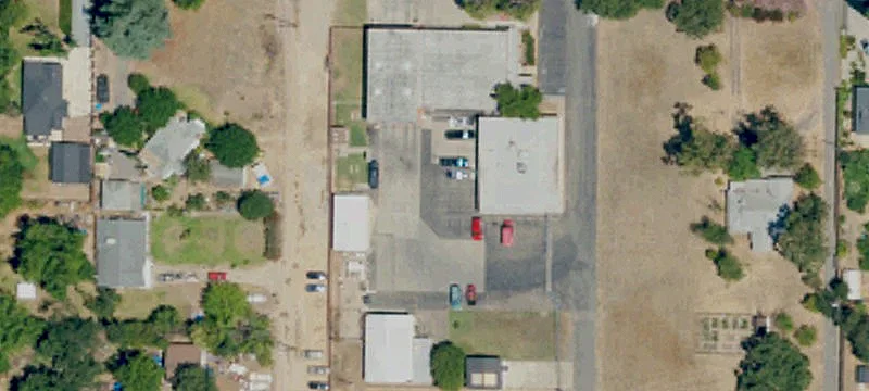 5634 Robertson Ave