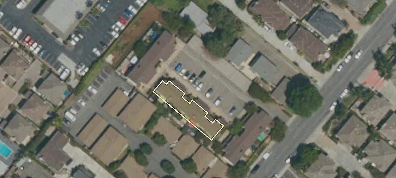 2447 Elden Ave
