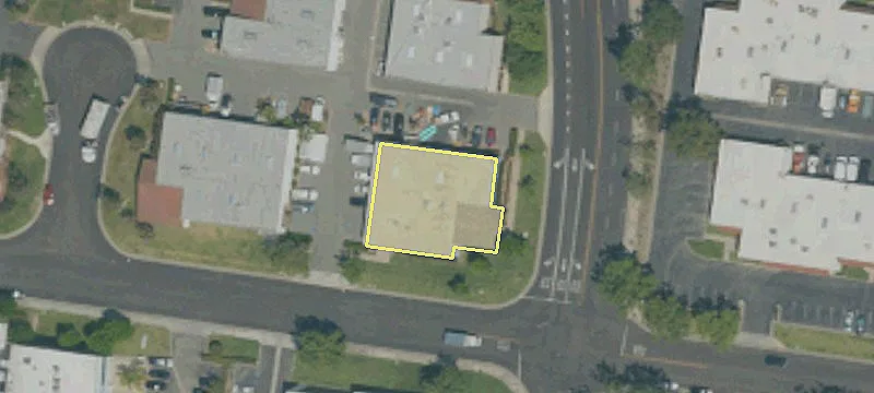 23061 La Cadena Dr