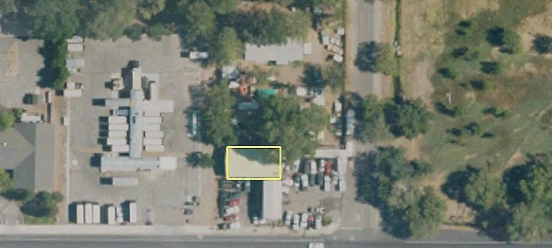2901 Sierra Hwy