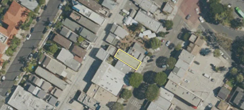 221 Main St