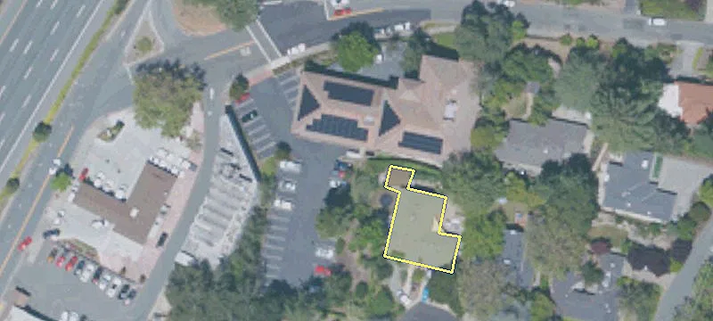 89 Davis Rd
