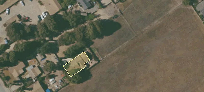 1263 Apple Ave