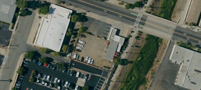 300 Graham Ave