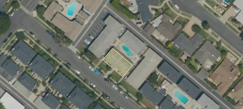 1728 Bedford Ln