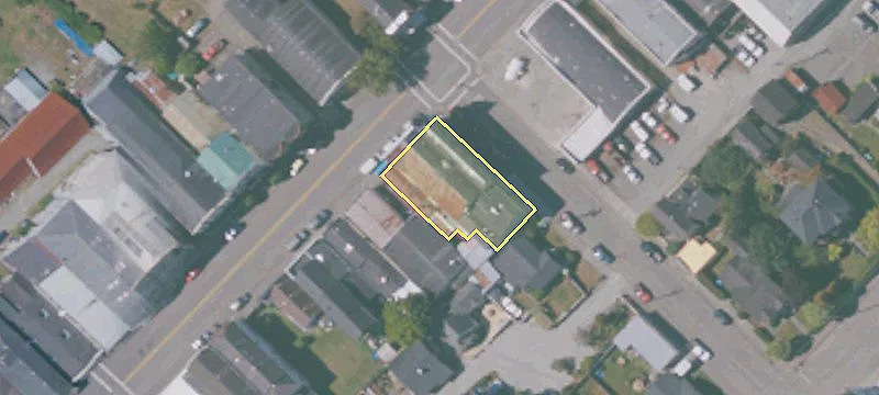 476 Main St