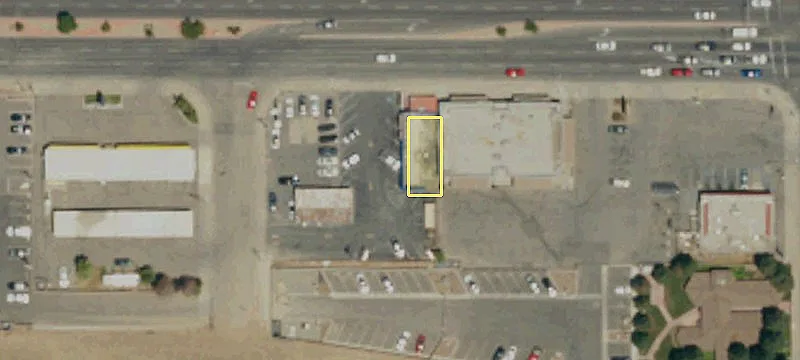 3619 Stockdale Hwy