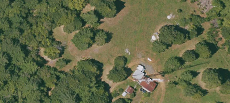 8998 Kneeland Rd