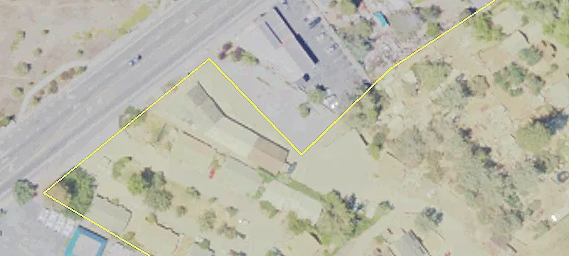 1355 Main St