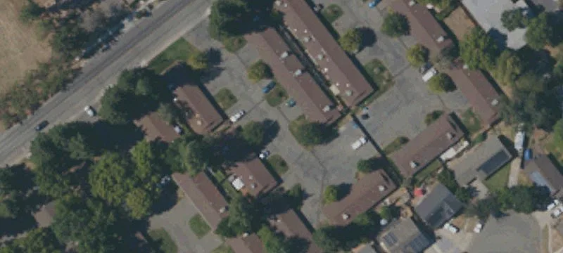 215 Lassen Ave