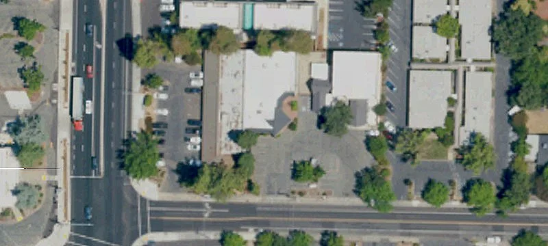 5909 Stanley Ave
