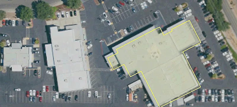 8592 Laguna Grv Dr