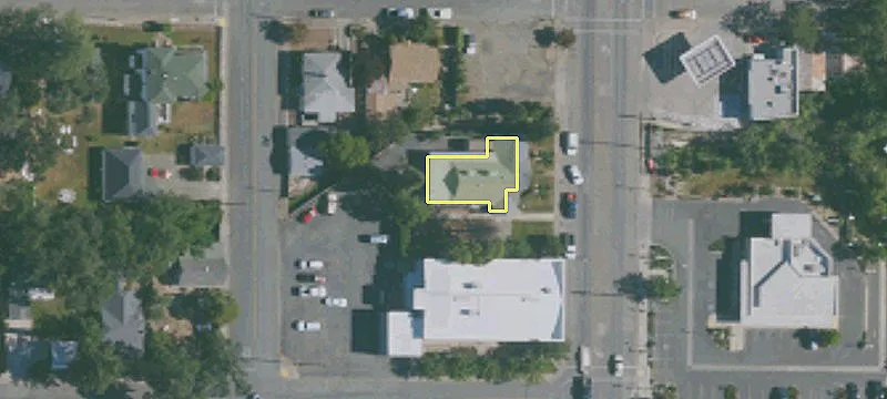 225 Main St