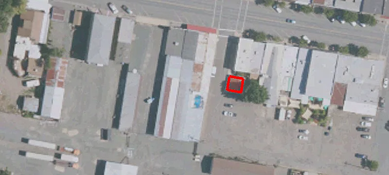 3895 Main St