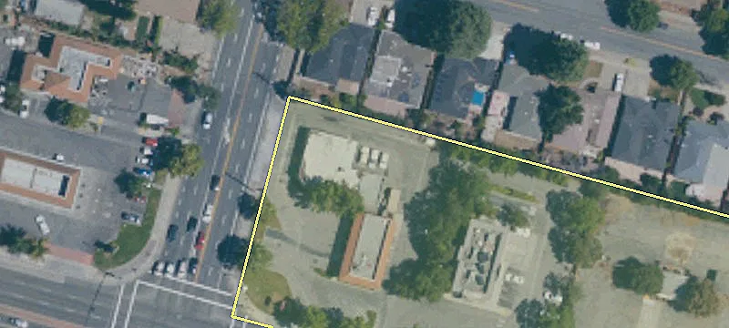 590 Mary Ave