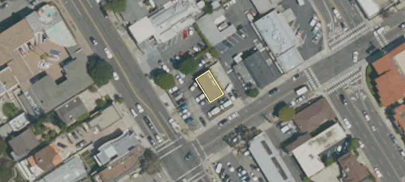 890 Coast Hwy