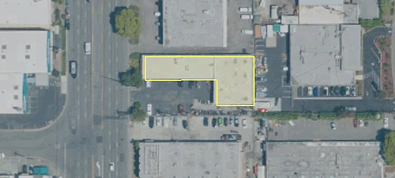 2395 De La Cruz Blvd