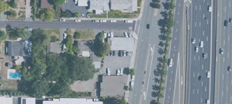 3099 Main St