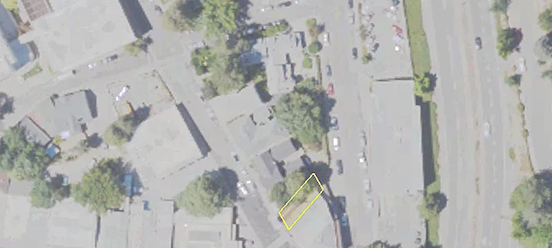 220 Main St