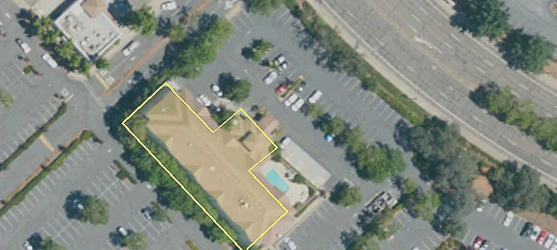 221 Iron Pt Rd