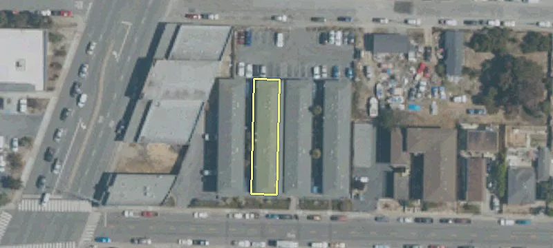 950 Amador Ave