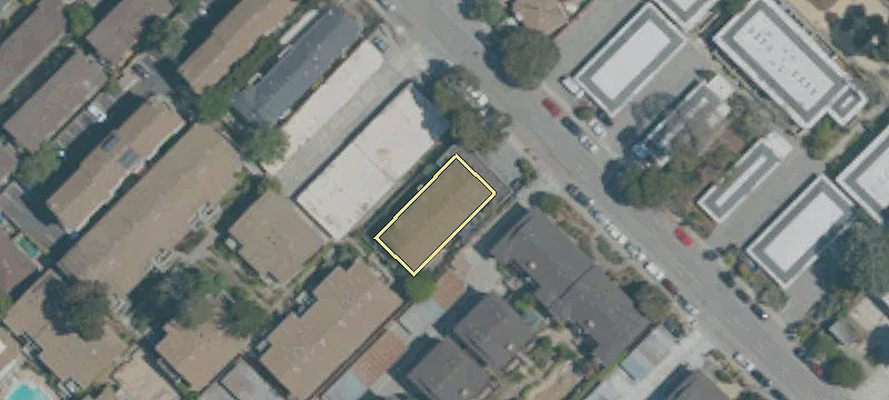 440 Dela Vina Ave
