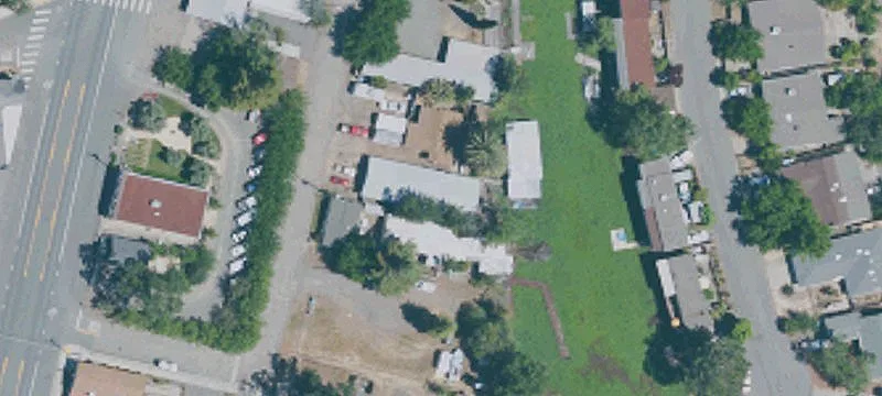 140 Short St